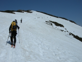 H27 至仏山残雪点検②－２／至仏山を目指す