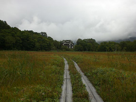 ヨシッ堀田代と東電小屋